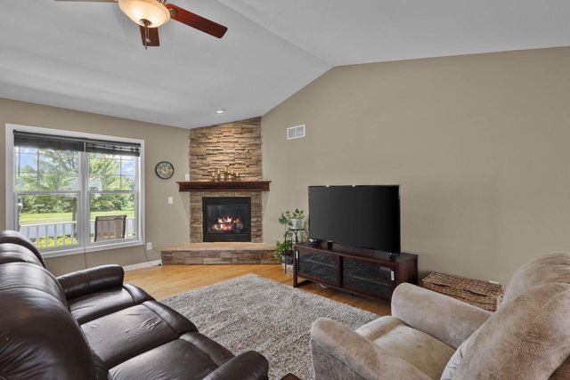 100 Farwell Drive, Cottage Grove, WI 53527