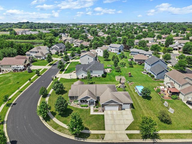 100 Farwell Drive, Cottage Grove, WI 53527