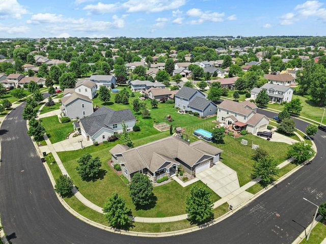 100 Farwell Drive, Cottage Grove, WI 53527