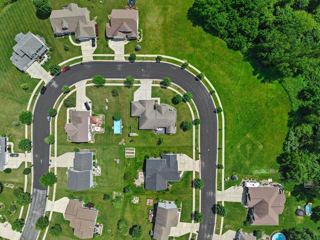100 Farwell Drive, Cottage Grove, WI 53527