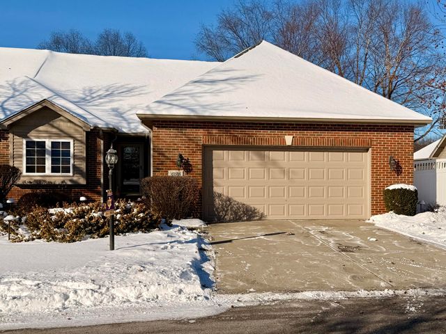 6198 Avocet Circle, Hobart, IN 46342