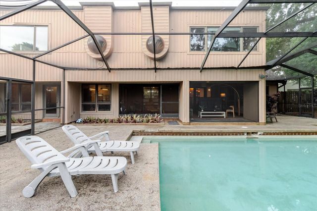 4404 OLD ORCHARD DRIVE, Tampa, FL 33618