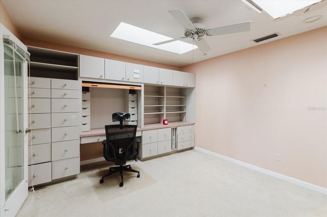 4404 OLD ORCHARD DRIVE, Tampa, FL 33618