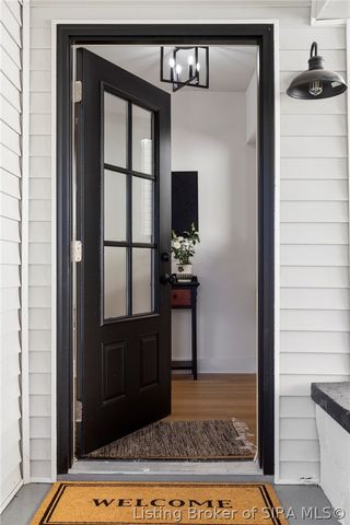 1935 Center, New Albany, IN 47150