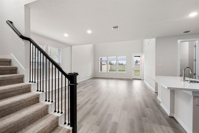 112 Alicante LN, Liberty Hill, TX 78628