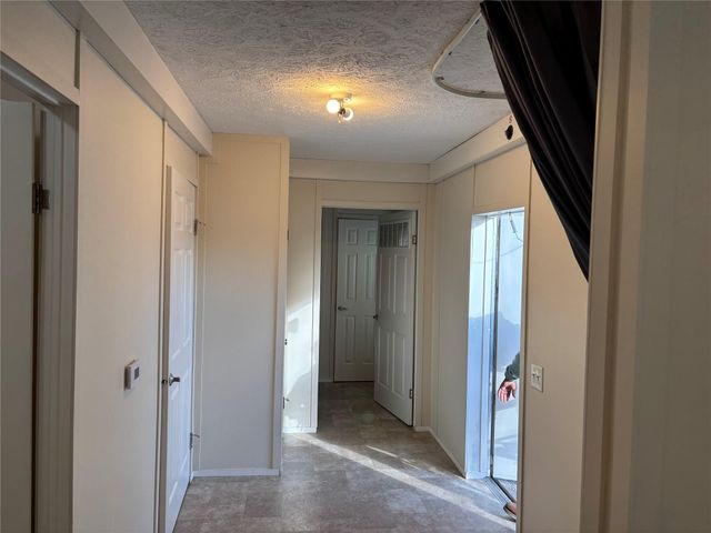 608 Clear Lake Unit B Road A, Highlands, TX 77562