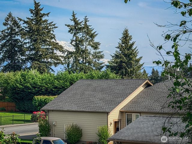 4625 124th Avenue Ct E, Edgewood, WA 98372