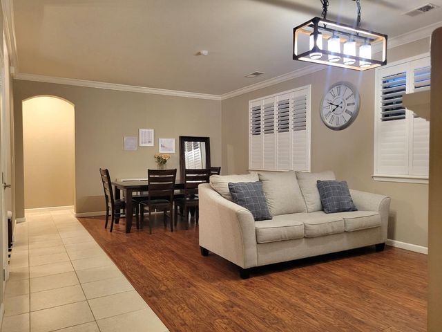 1607 Three Rivers Dr, Marysville, CA 95901