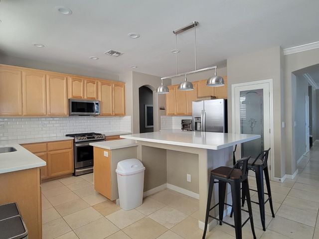 1607 Three Rivers Dr, Marysville, CA 95901