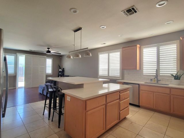 1607 Three Rivers Dr, Marysville, CA 95901