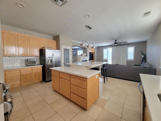 1607 Three Rivers Dr, Marysville, CA 95901