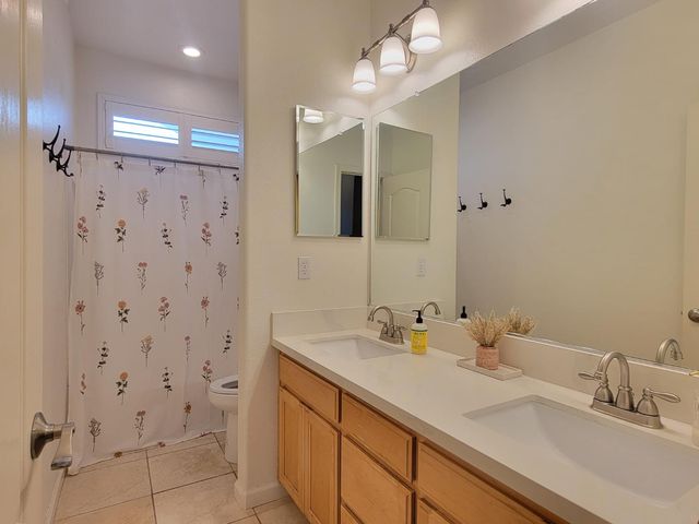 1607 Three Rivers Dr, Marysville, CA 95901