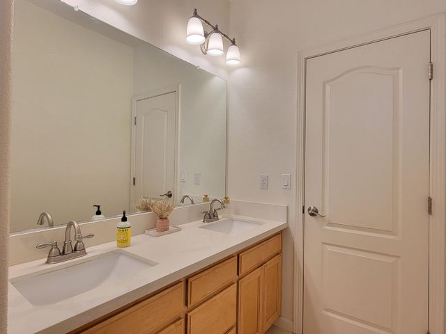 1607 Three Rivers Dr, Marysville, CA 95901