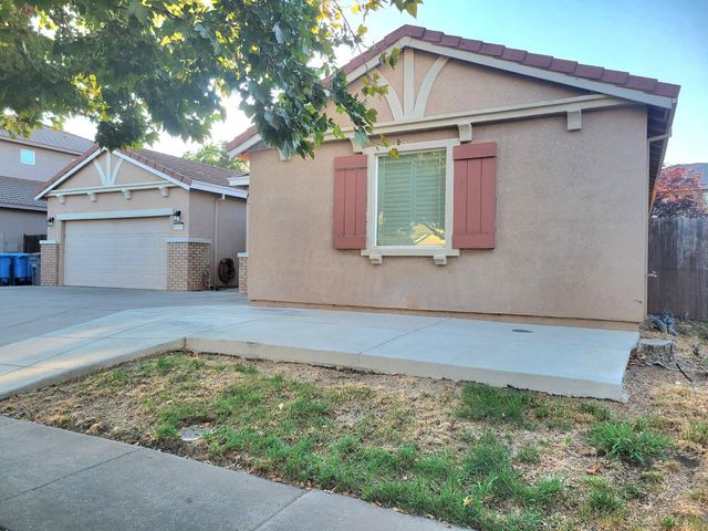 1607 Three Rivers Dr, Marysville, CA 95901