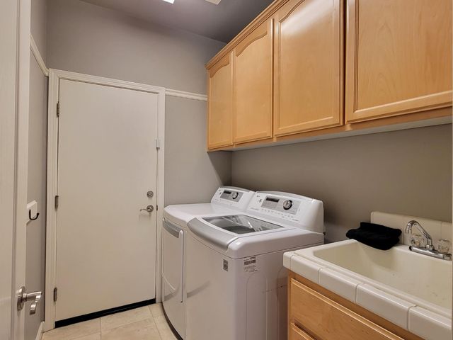 1607 Three Rivers Dr, Marysville, CA 95901