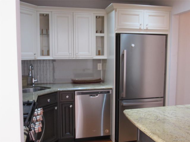 302 Town Hill Road 302, Nanuet, NY 10954