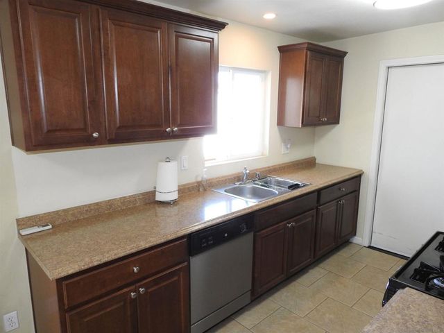 1069 Woodhaven Drive, Spring Valley, CA 91977