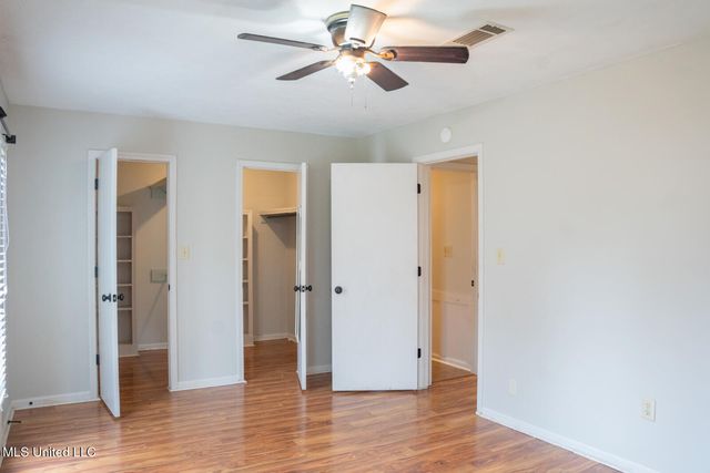 106 Shadow Hill Drive, Madison, MS 39110