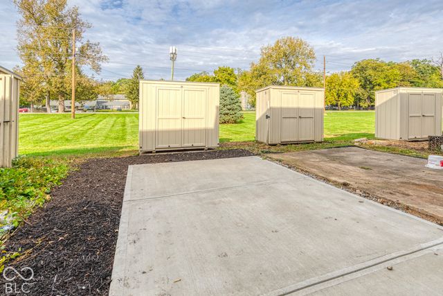 7426 Country Brook Drive, Indianapolis, IN 46260