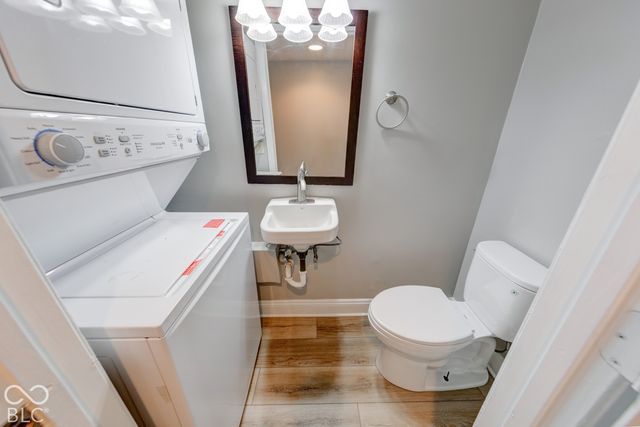 7426 Country Brook Drive, Indianapolis, IN 46260