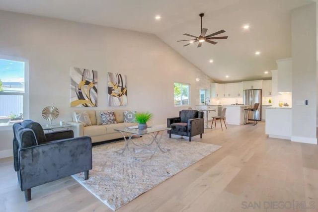 2334 Kimberly Ct, Carlsbad, CA 92008