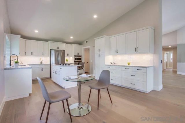 2334 Kimberly Ct, Carlsbad, CA 92008