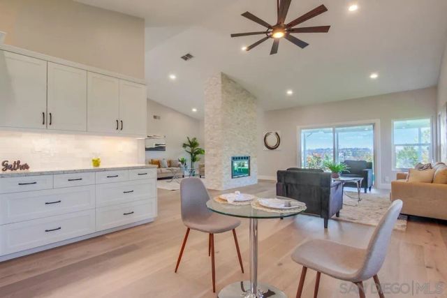 2334 Kimberly Ct, Carlsbad, CA 92008