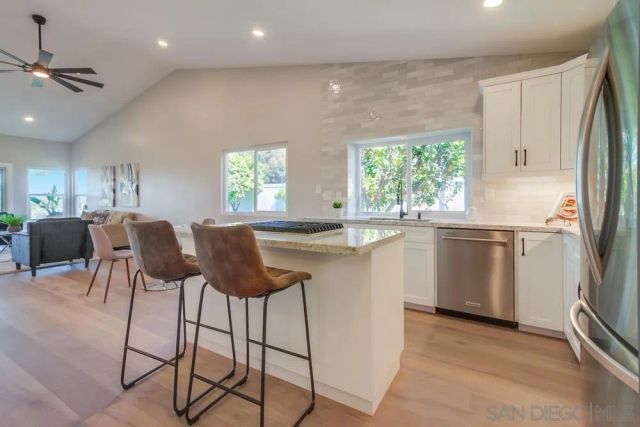 2334 Kimberly Ct, Carlsbad, CA 92008