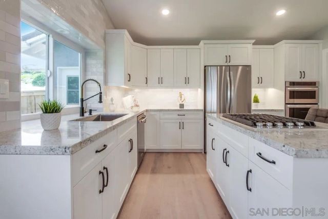 2334 Kimberly Ct, Carlsbad, CA 92008