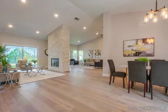 2334 Kimberly Ct, Carlsbad, CA 92008