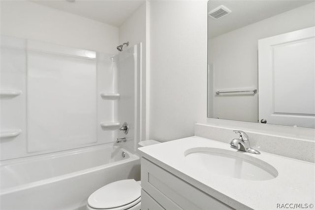 2053 W Magenta Drive, Dunnellon, FL 34434