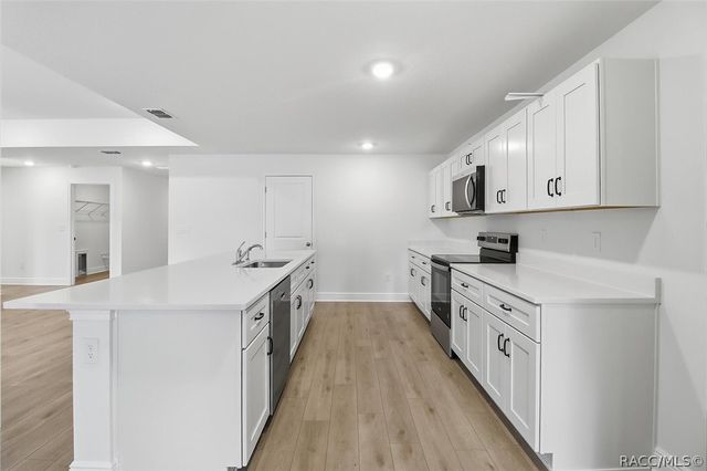 2053 W Magenta Drive, Dunnellon, FL 34434