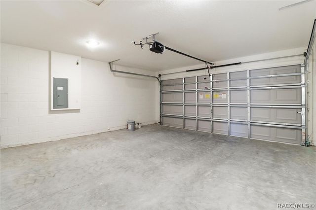 2053 W Magenta Drive, Dunnellon, FL 34434