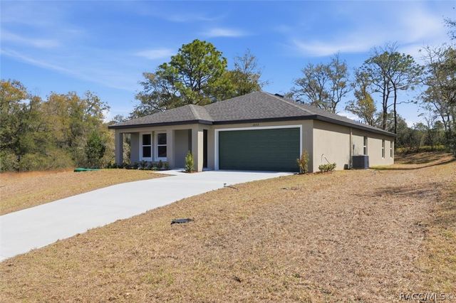 2053 W Magenta Drive, Dunnellon, FL 34434