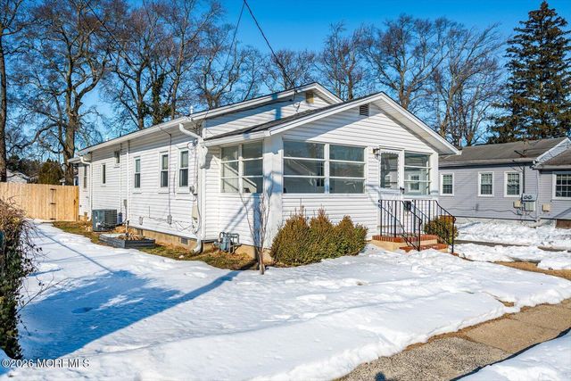 1232 Pine Tree Way, Belmar, NJ 07719