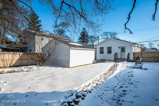 1232 Pine Tree Way, Belmar, NJ 07719