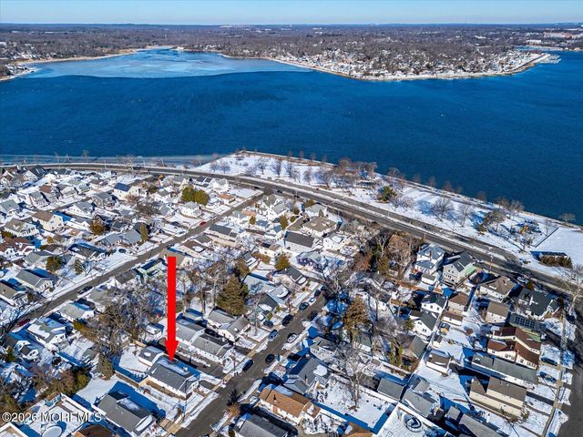 1232 Pine Tree Way, Belmar, NJ 07719