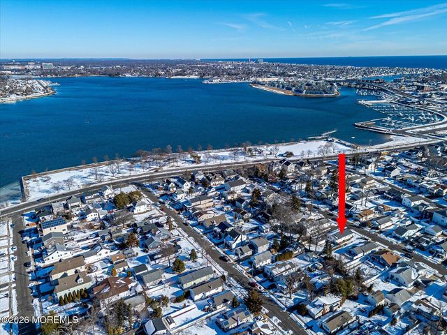 1232 Pine Tree Way, Belmar, NJ 07719