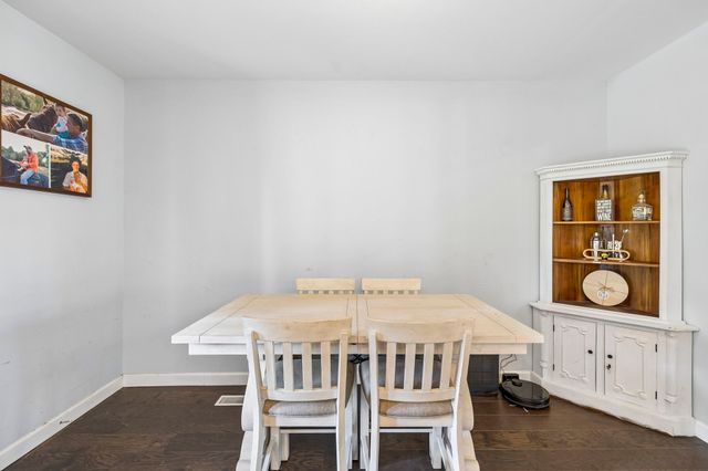 702 Forrest Dr, Tullahoma, TN 37388