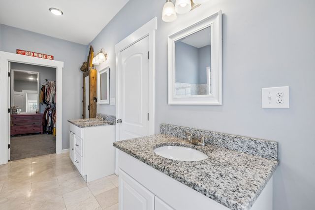 702 Forrest Dr, Tullahoma, TN 37388