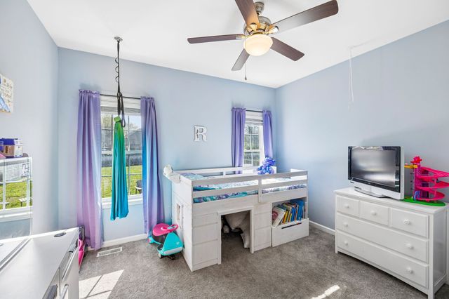 702 Forrest Dr, Tullahoma, TN 37388