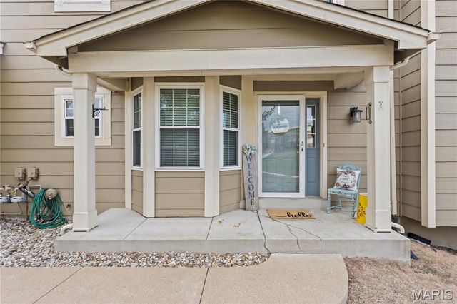 12075 Autumn Lakes Drive, Maryland Heights, MO 63043