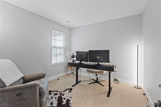 12075 Autumn Lakes Drive, Maryland Heights, MO 63043