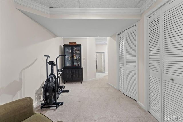 12075 Autumn Lakes Drive, Maryland Heights, MO 63043