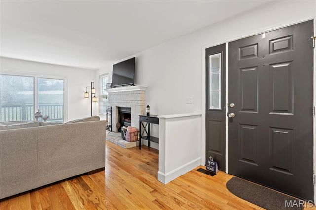 12075 Autumn Lakes Drive, Maryland Heights, MO 63043