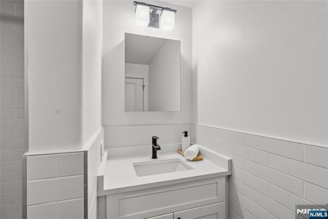 521 10th Street A2, Union City, NJ 07087