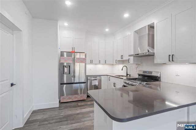 521 10th Street A2, Union City, NJ 07087