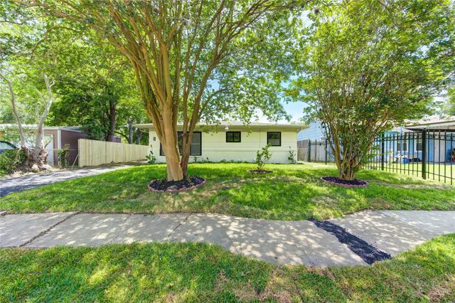 4914 Pershing Street, Houston, TX 77033