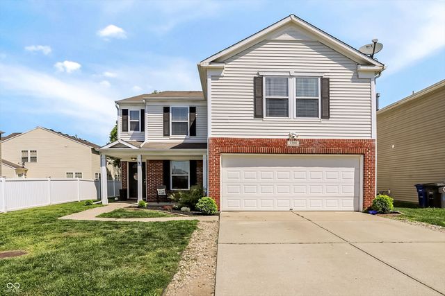 1304 Ellington Drive, Shelbyville, IN 46176