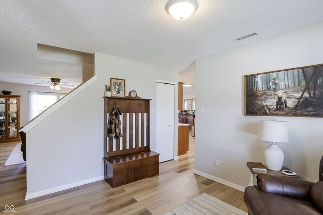 1304 Ellington Drive, Shelbyville, IN 46176